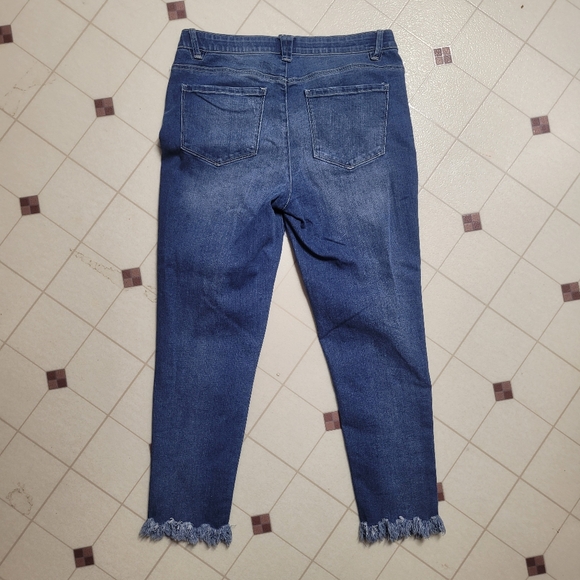Democracy Jeans Womens Size 12 Ankle Cropped Distressed Raw Hem Blue Denim - Picture 5 of 9